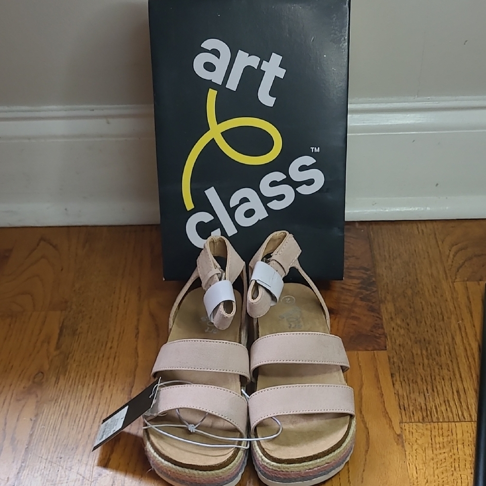 art class Pink-Beige Platform Agatha Sandals